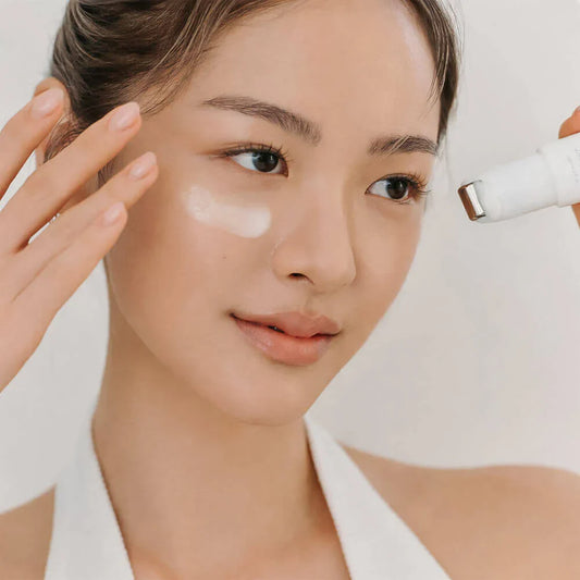 Dr. Althea - Retinol Flat Iron Eye Roller